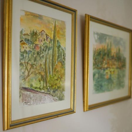 Intermezzo Apartment คอนโตกาลิ ภายนอก รูปภาพ